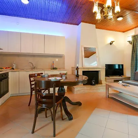 Balukas House * Dragotiná